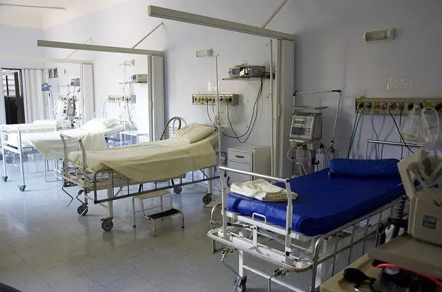 Spitalele pentru mari arși întârzie la 11 ani de la Colectiv