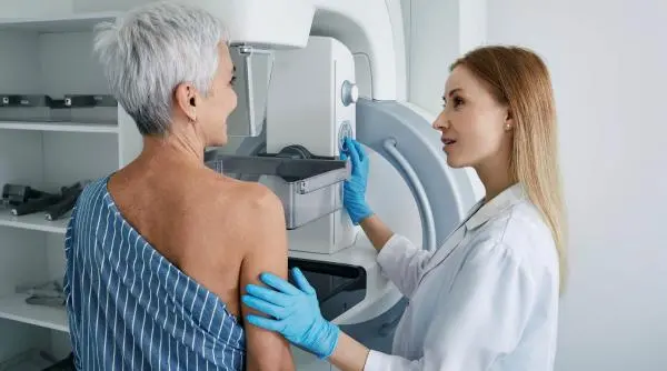 Tratamentele pentru cancerul de sân decontate de stat: ce trebuie să știe toate pacientele